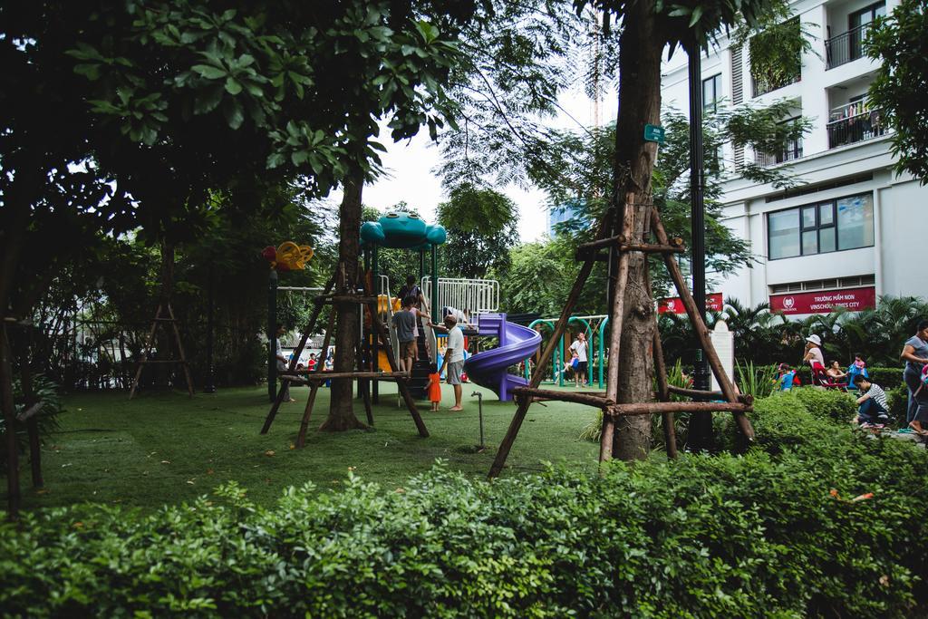 Full House Times City Hanoi Kültér fotó